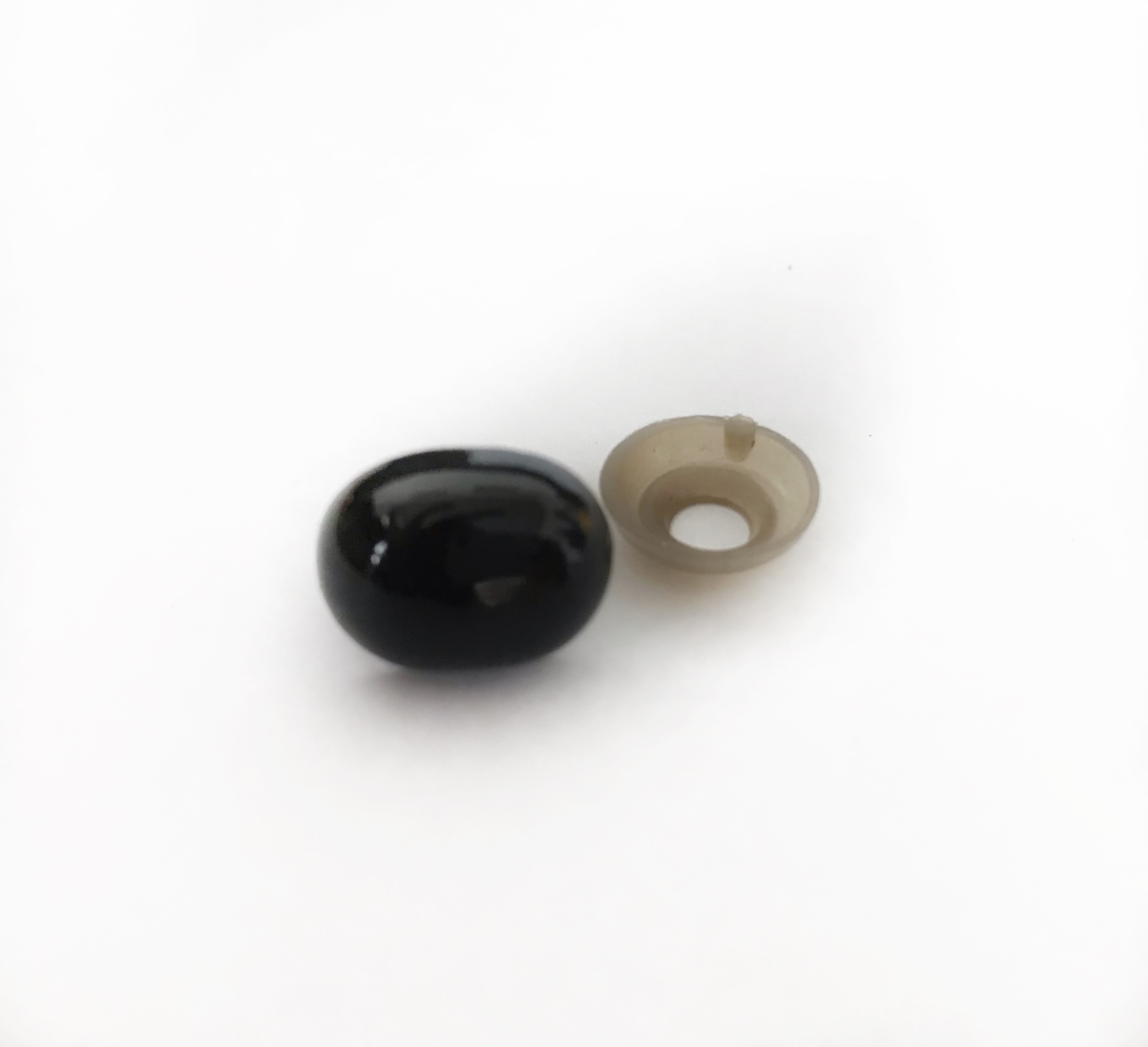 Bezpečnostní čumák/oči 16x13mm